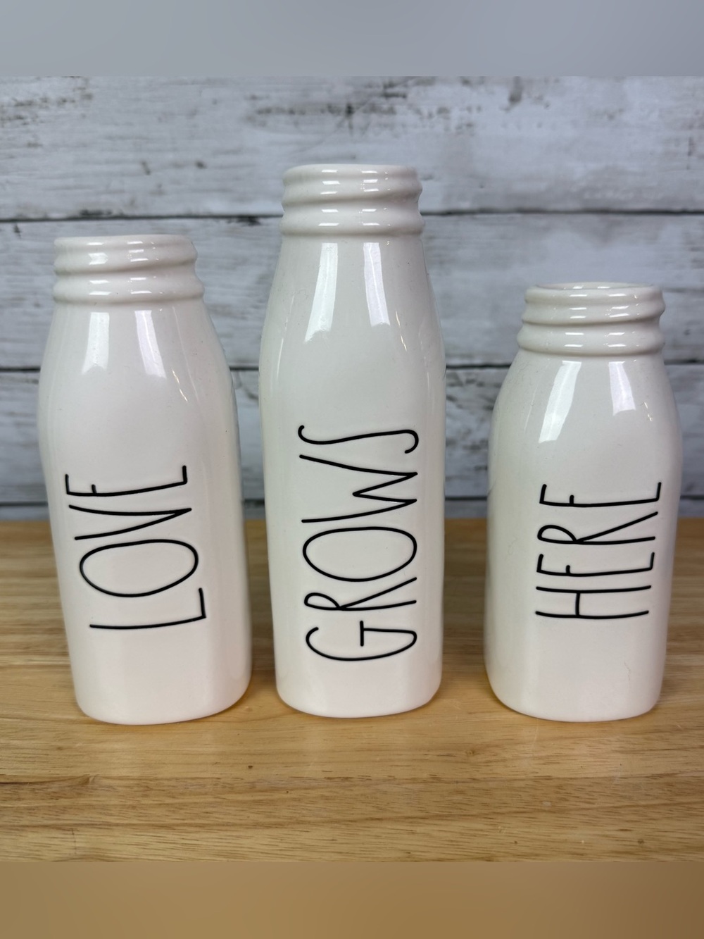 Rae Dunn Love Grows Here Vase Set